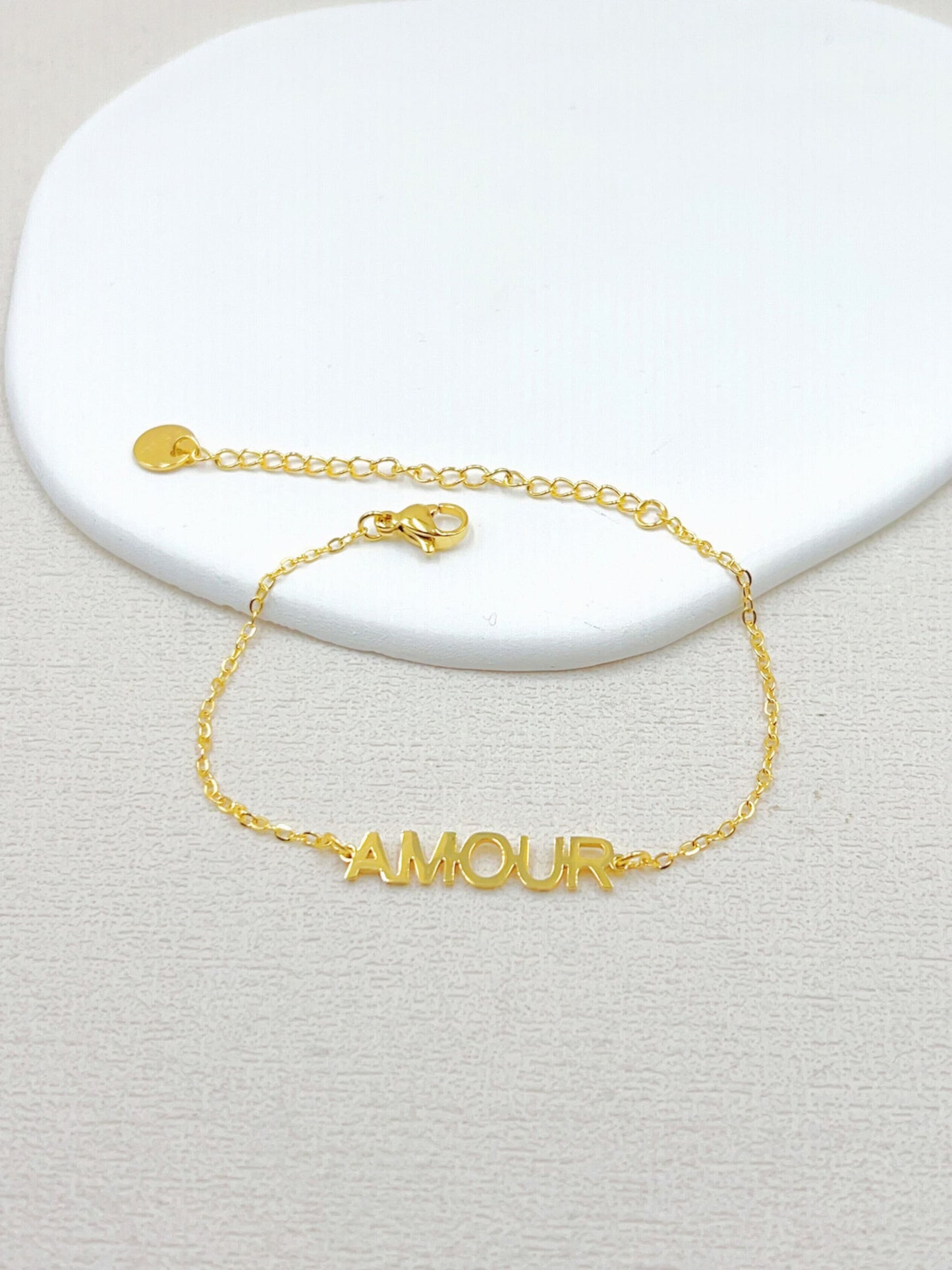 Bracelet AMOUR doré
