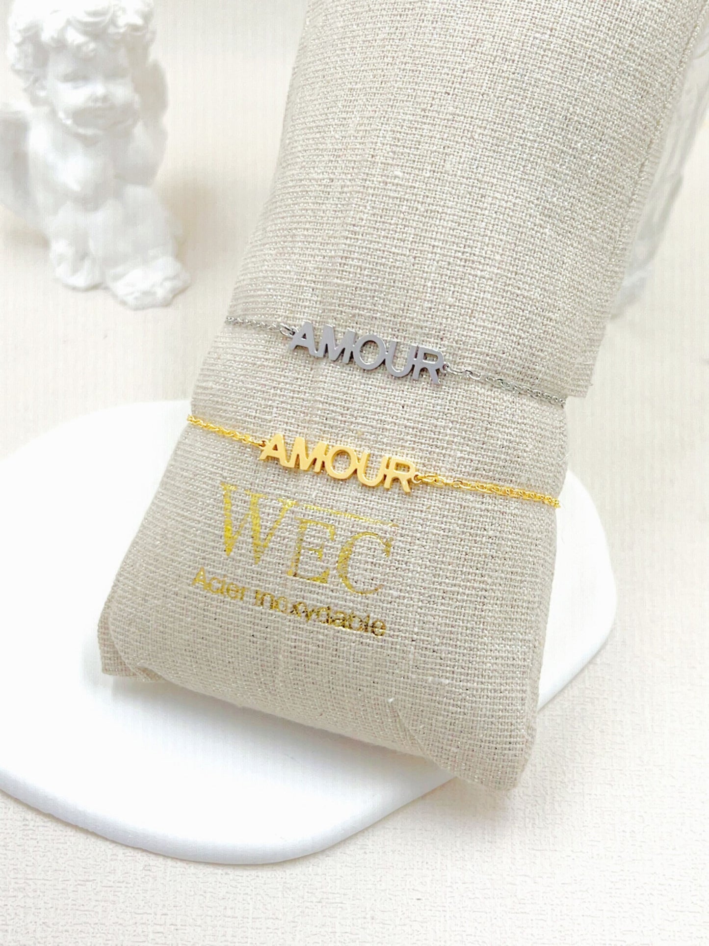 Bracelet AMOUR doré